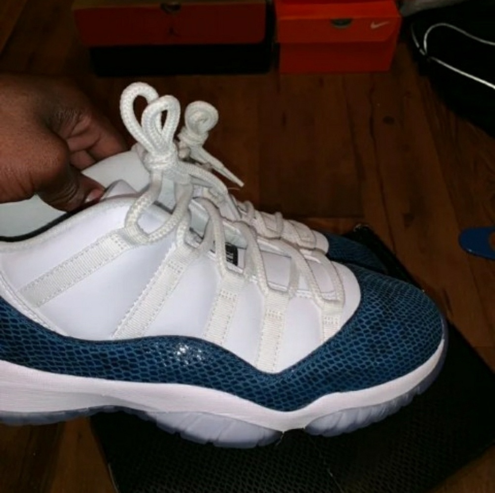 Jordan 11s